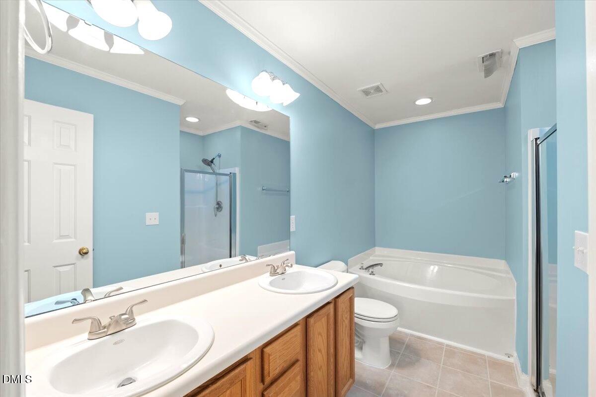 2621 Hamlet Green Drive