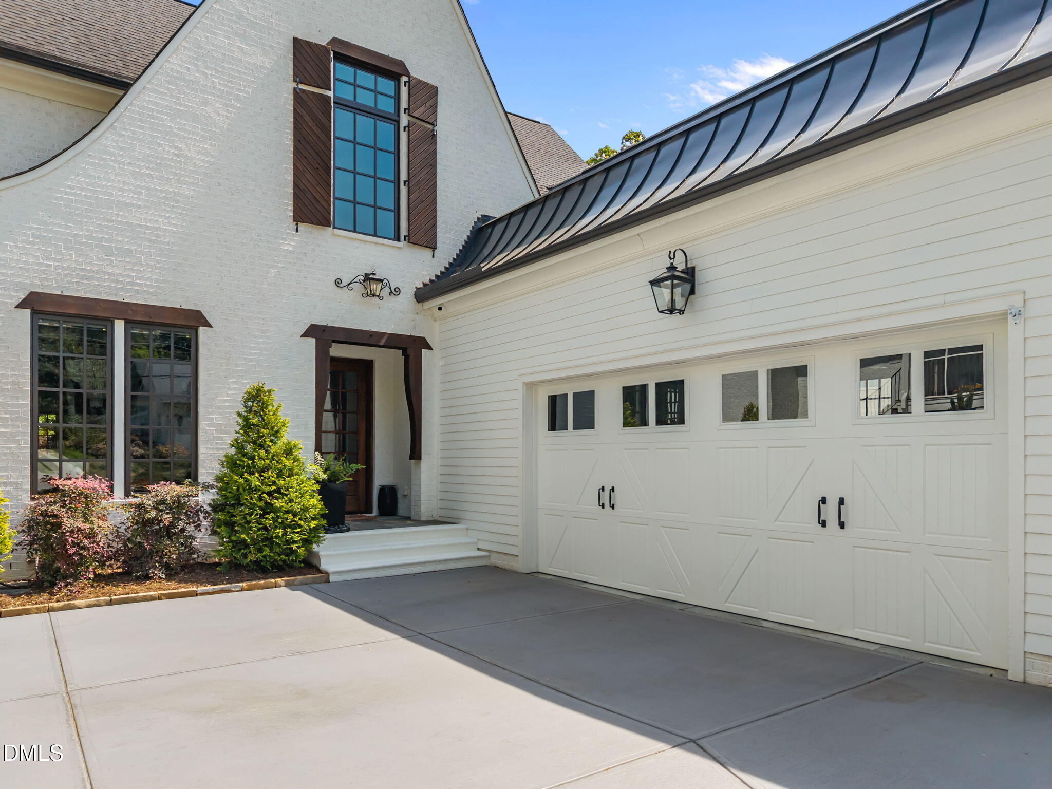 2118 Cowper Drive