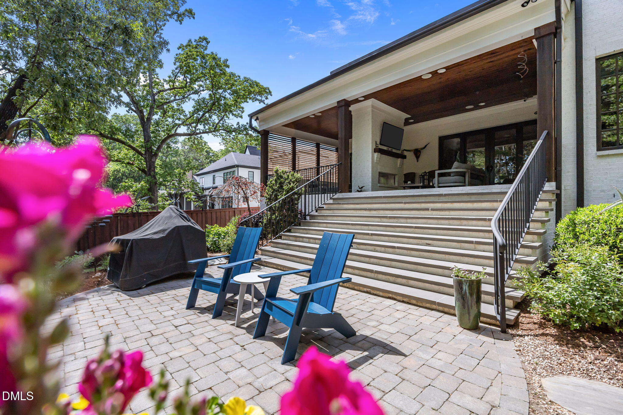 2118 Cowper Drive