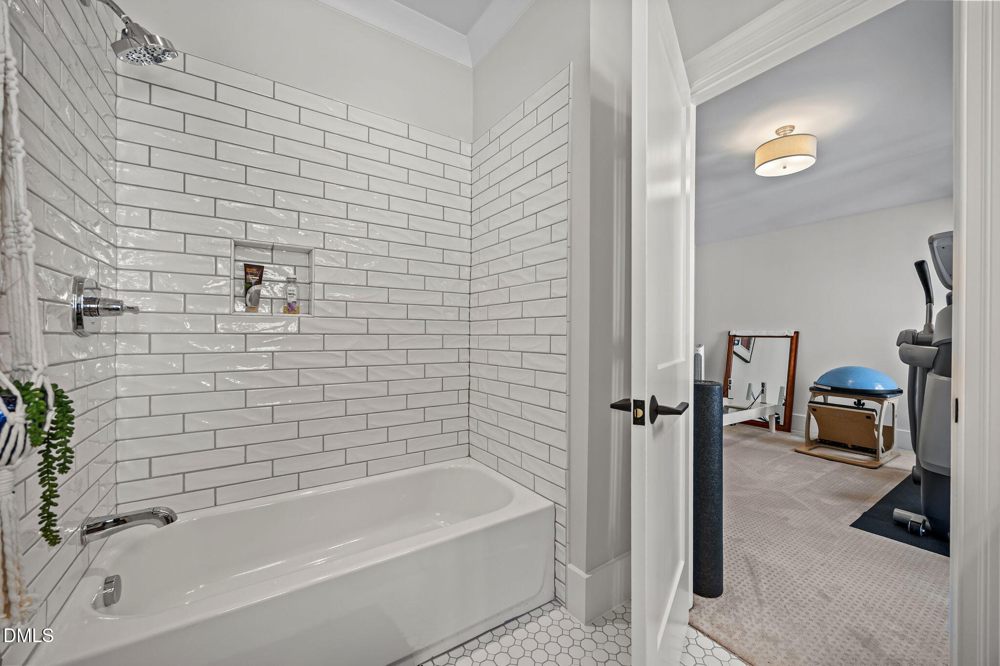 2118 Cowper Drive