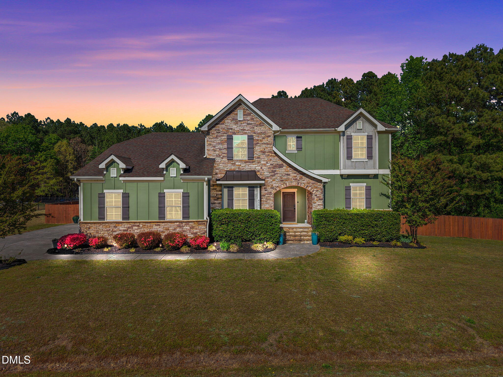 6521 Sunset Manor Drive