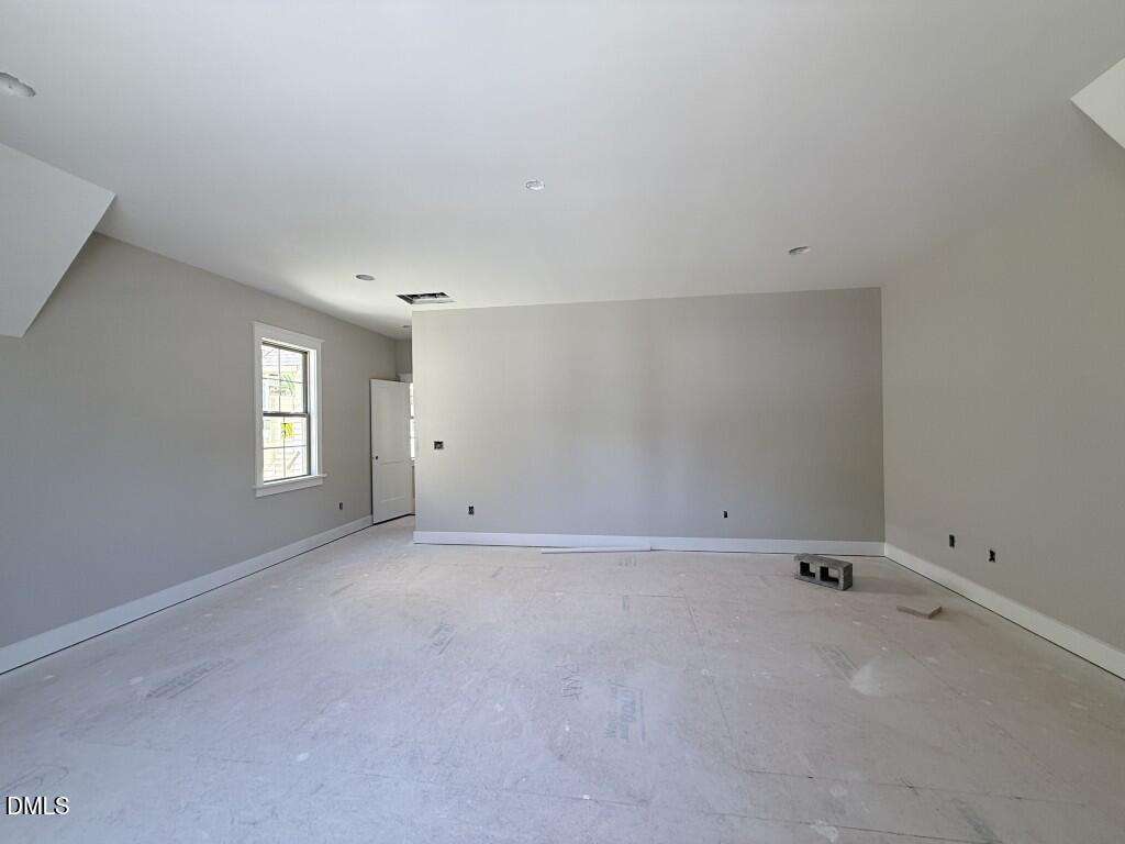 6508 Burnette Flower Way