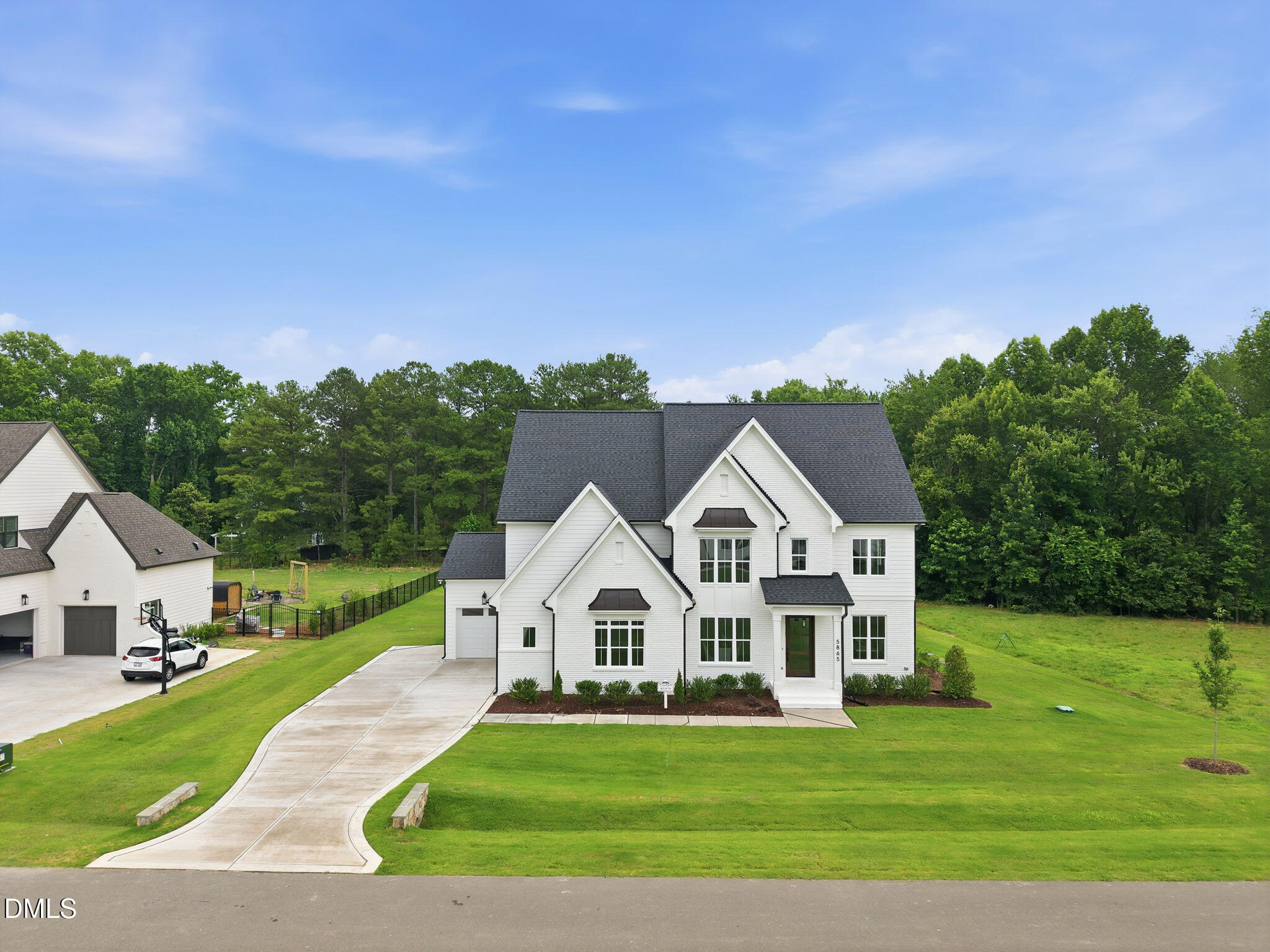 5865 Carriage Gate Drive