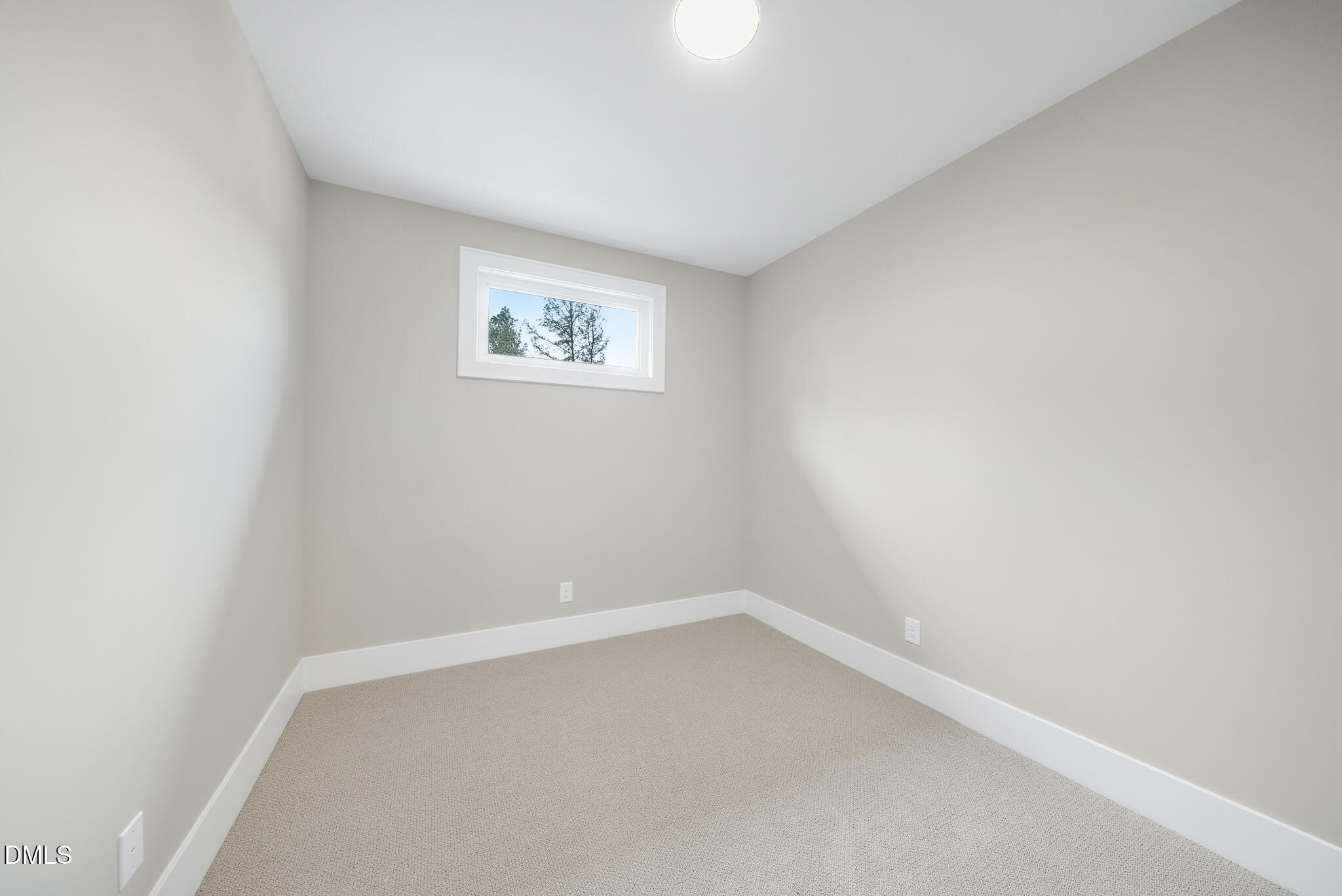 7804 Ailesbury Road