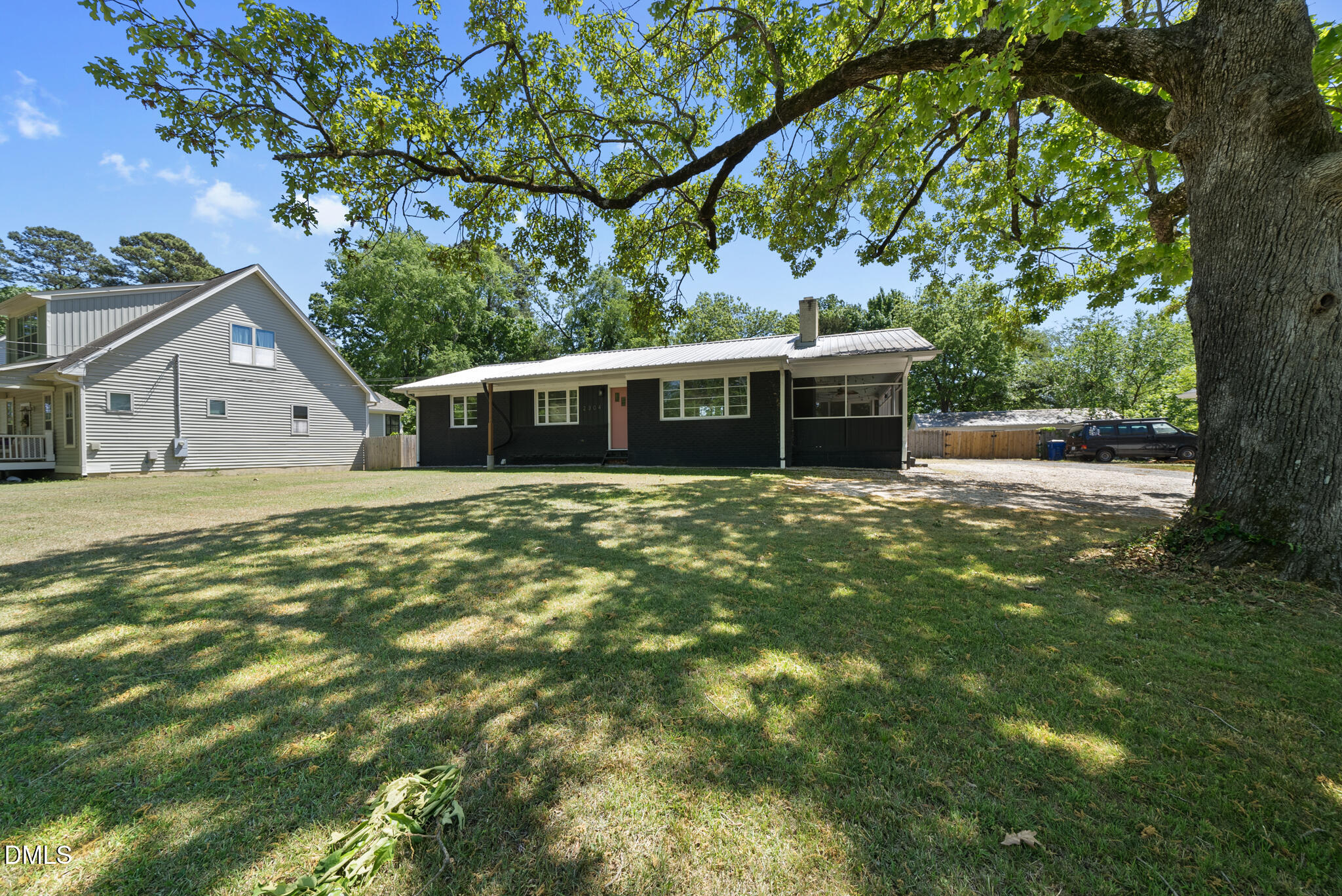 2304 Milburnie Road