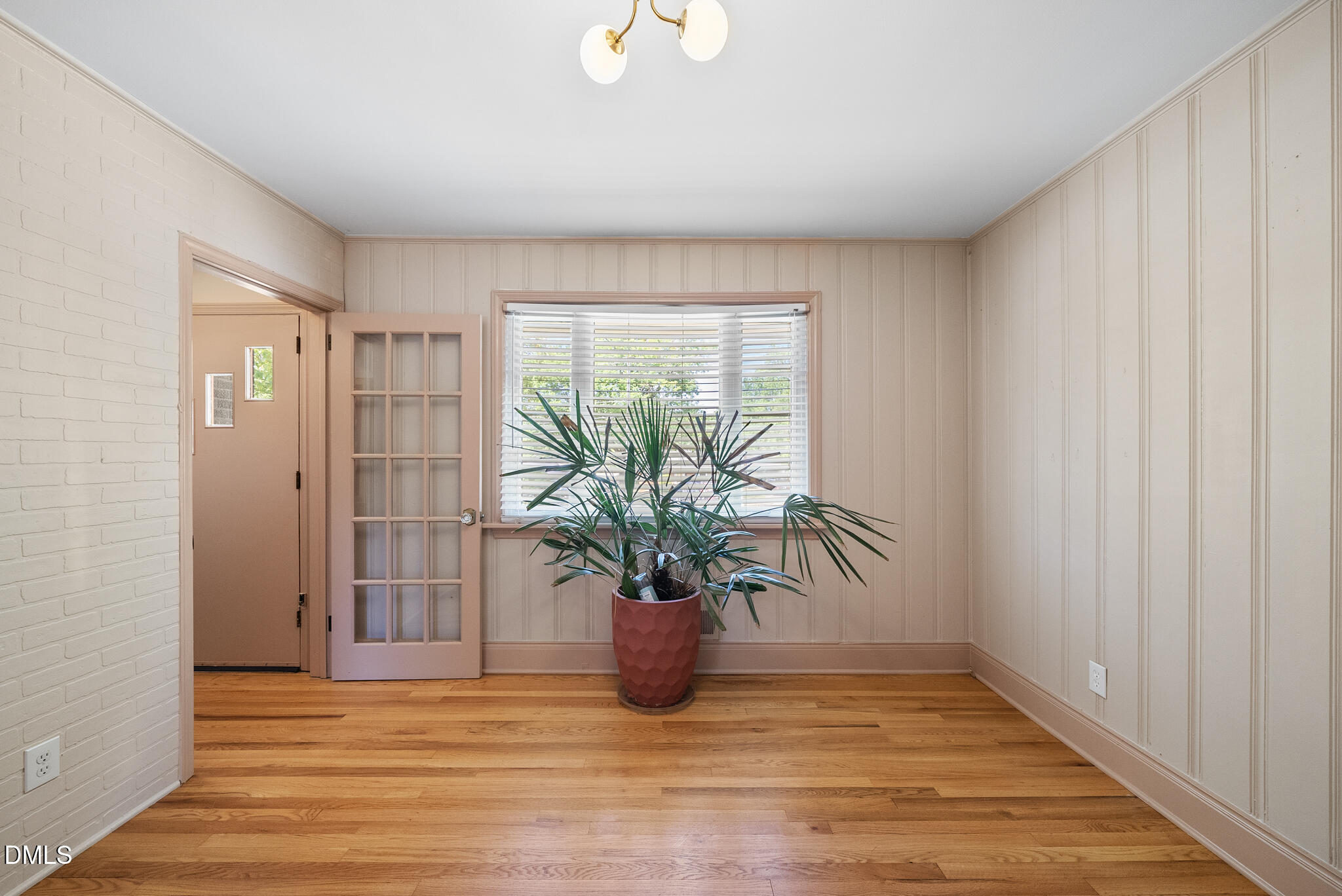 2304 Milburnie Road