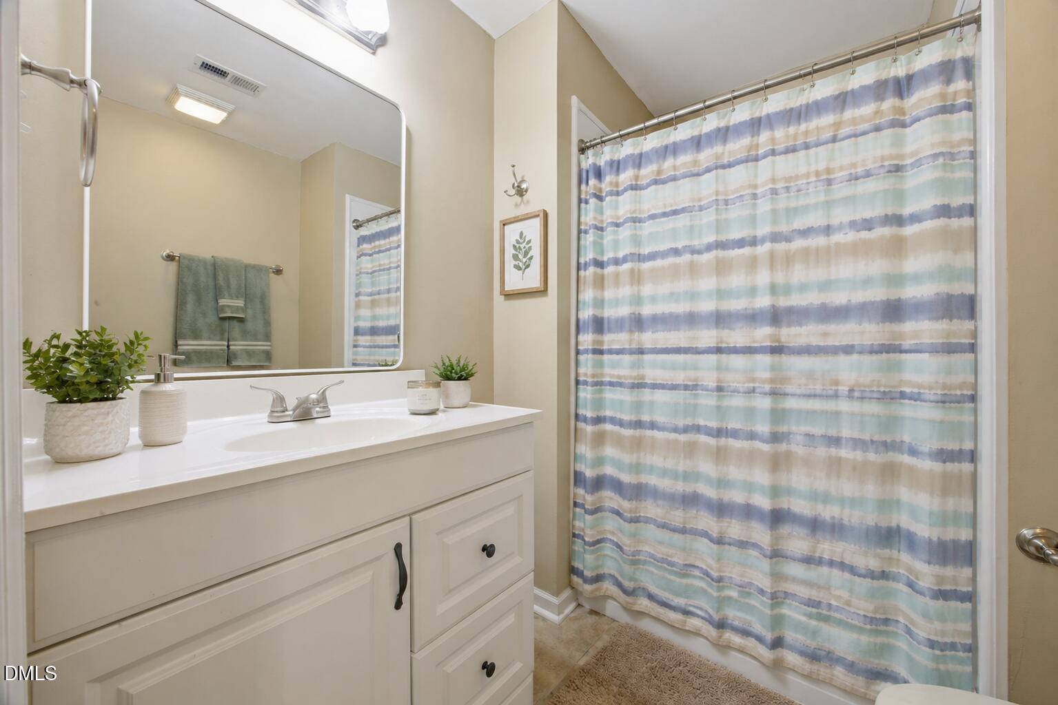 1302 Springlawn Court