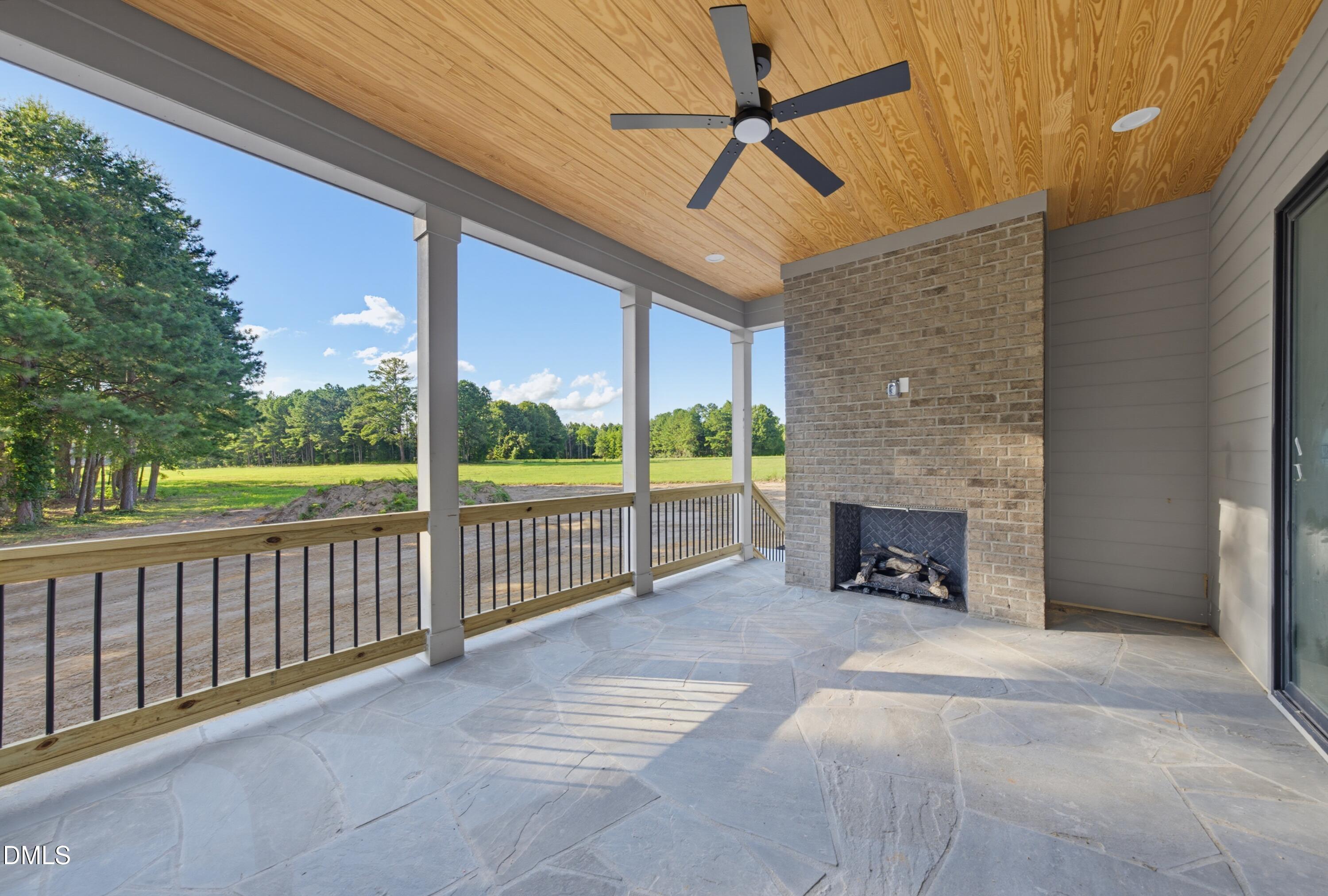 2509 Rosslare Pond Trail