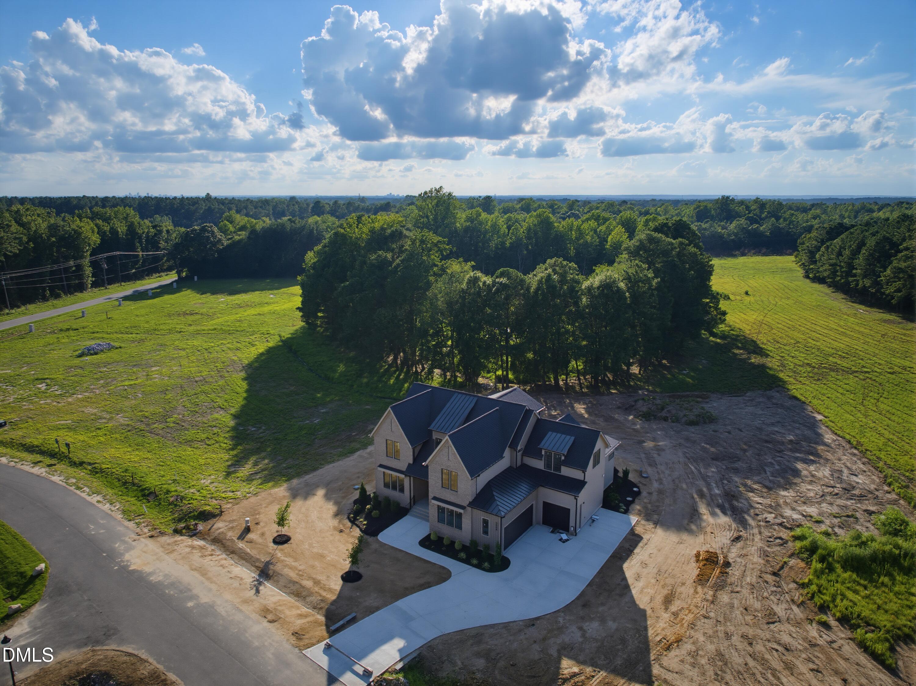 2509 Rosslare Pond Trail