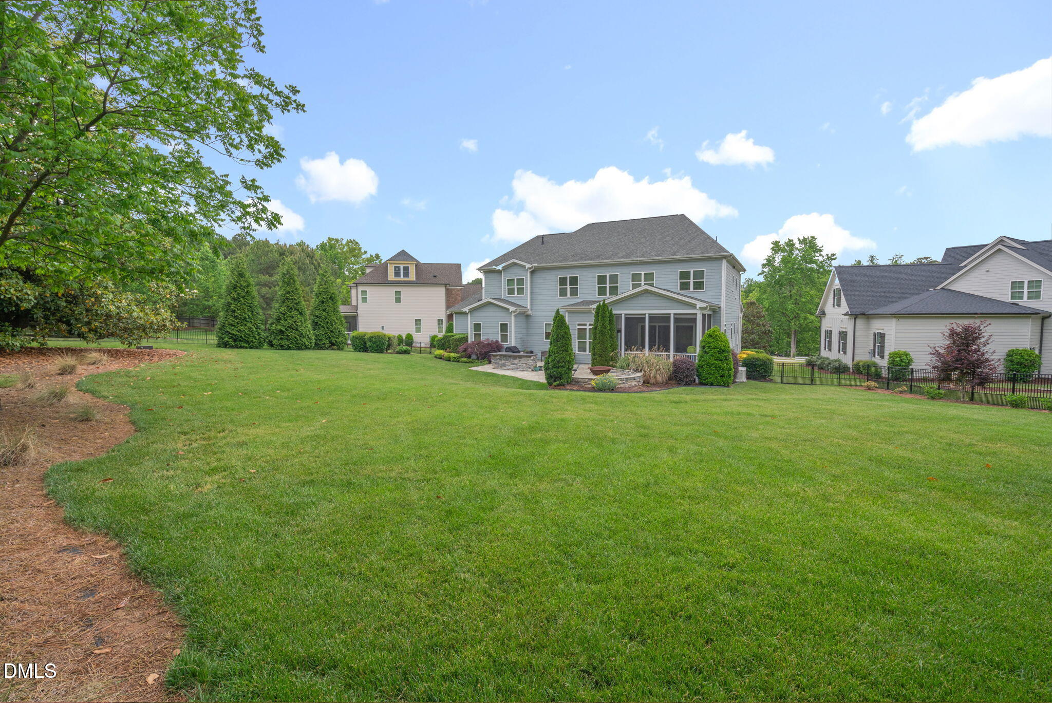 6901 Ray Family Farm Court