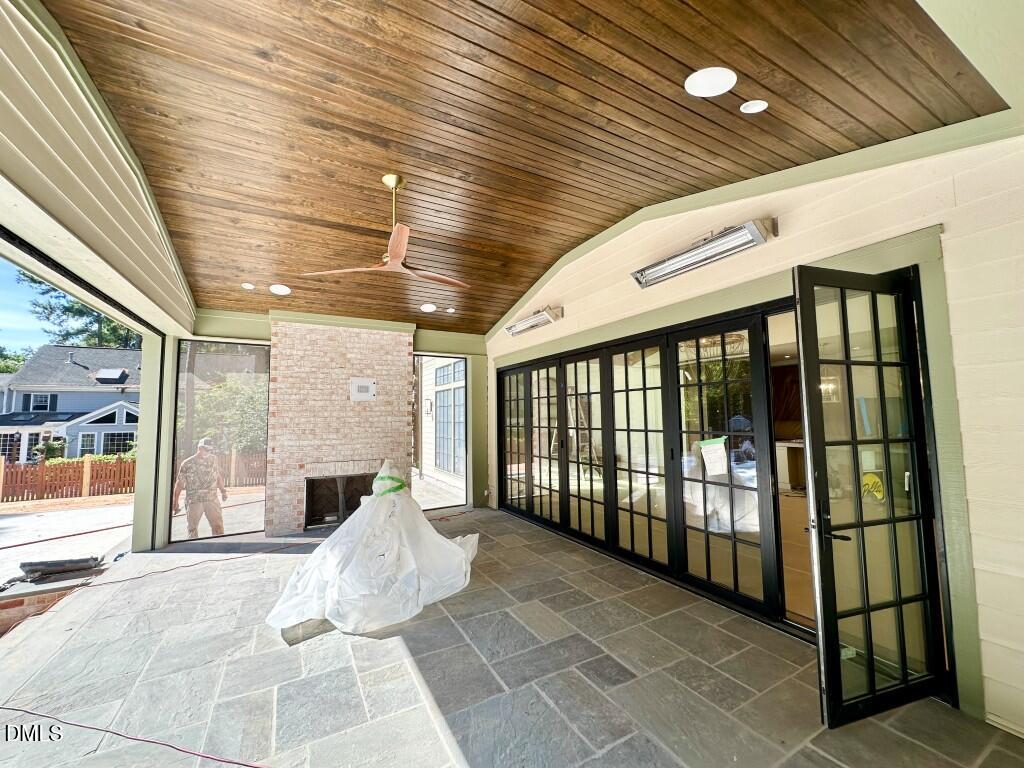 1936 Torrey Pines Place