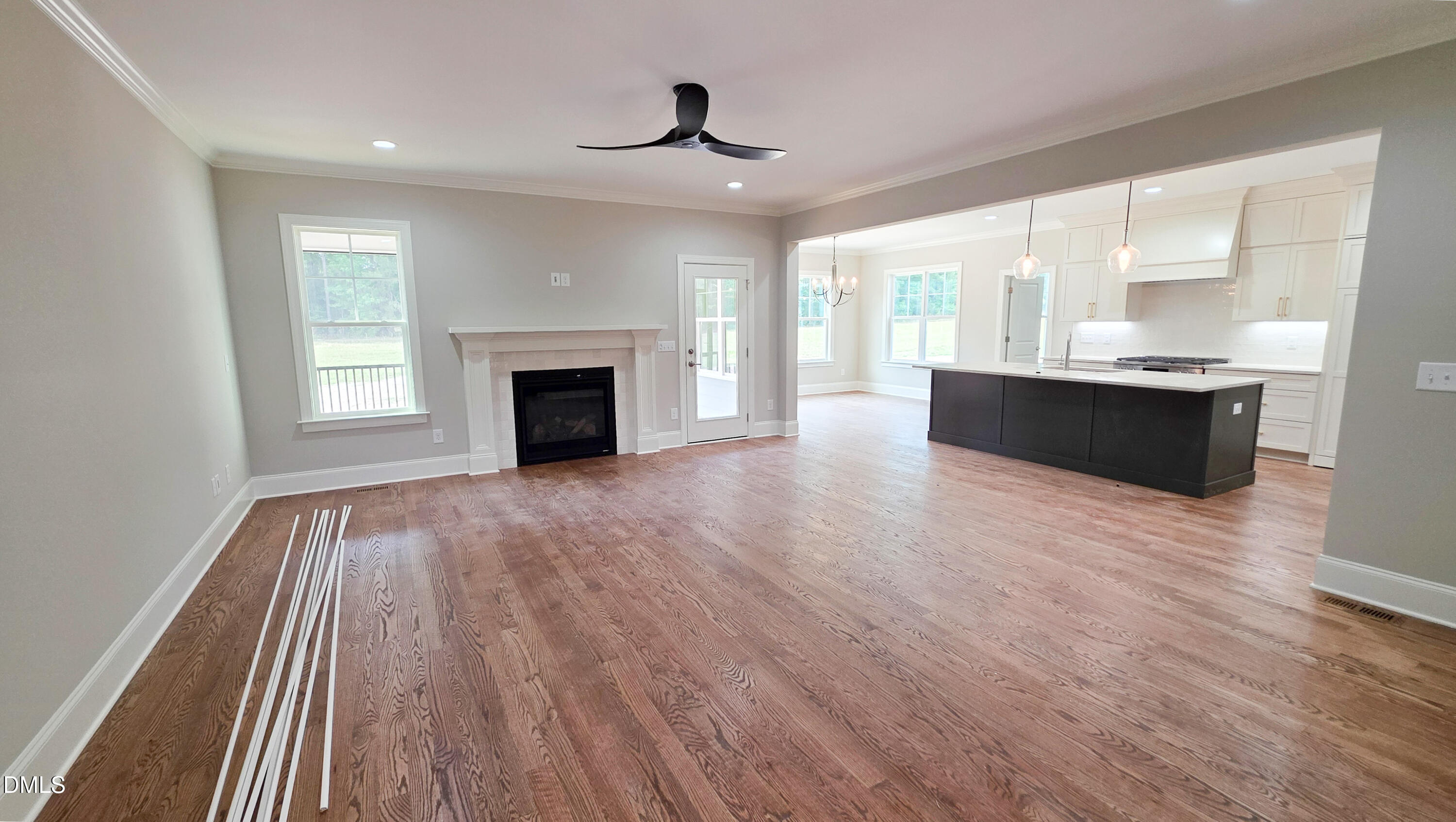 20 White Deer Lane