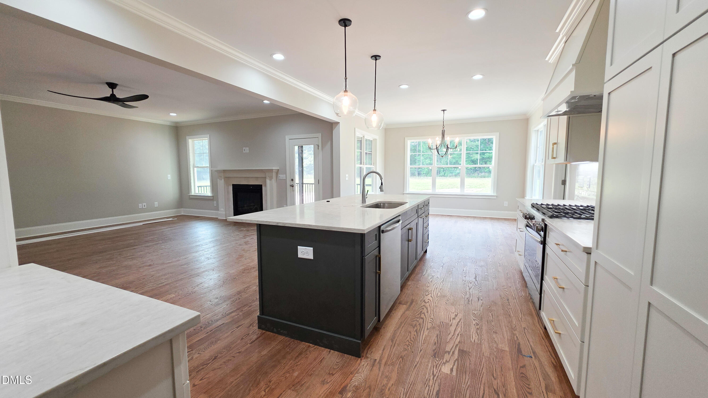 20 White Deer Lane