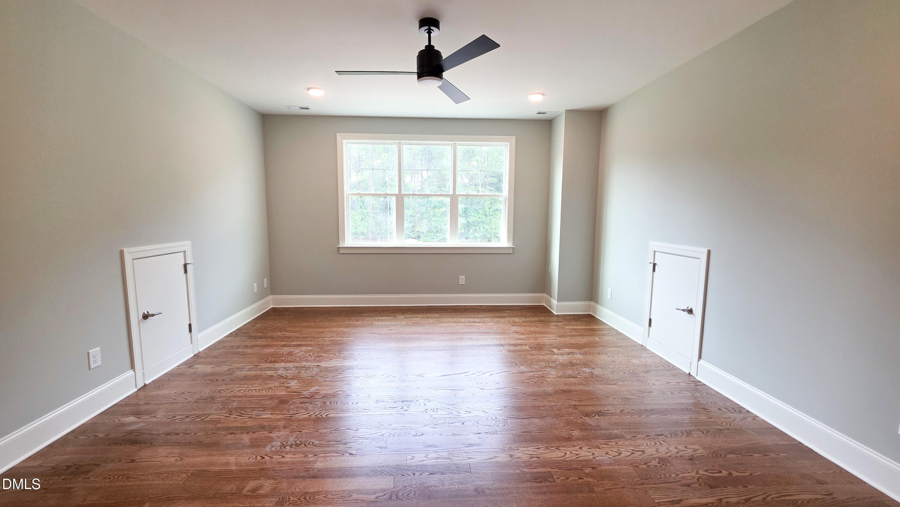 20 White Deer Lane