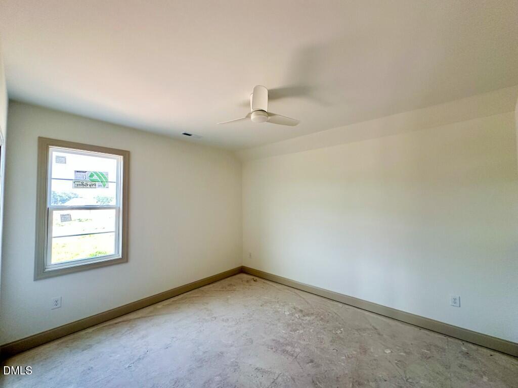 215 Broadleaf Lane