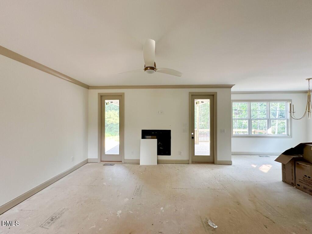215 Broadleaf Lane