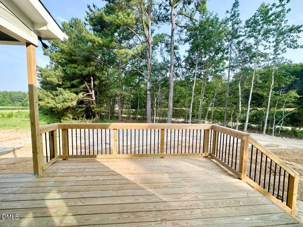 215 Broadleaf Lane