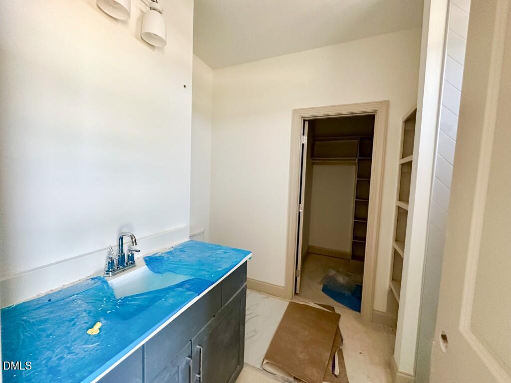 215 Broadleaf Lane