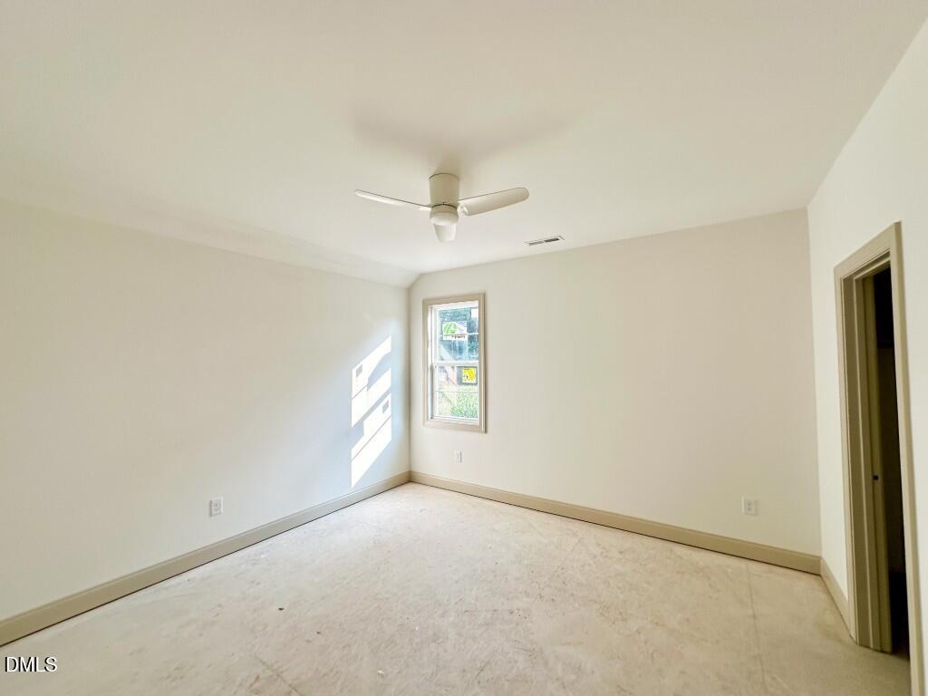 215 Broadleaf Lane
