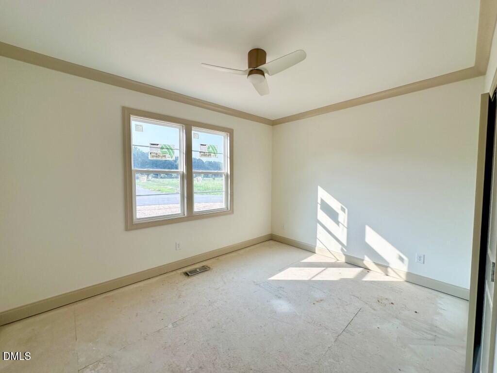 215 Broadleaf Lane
