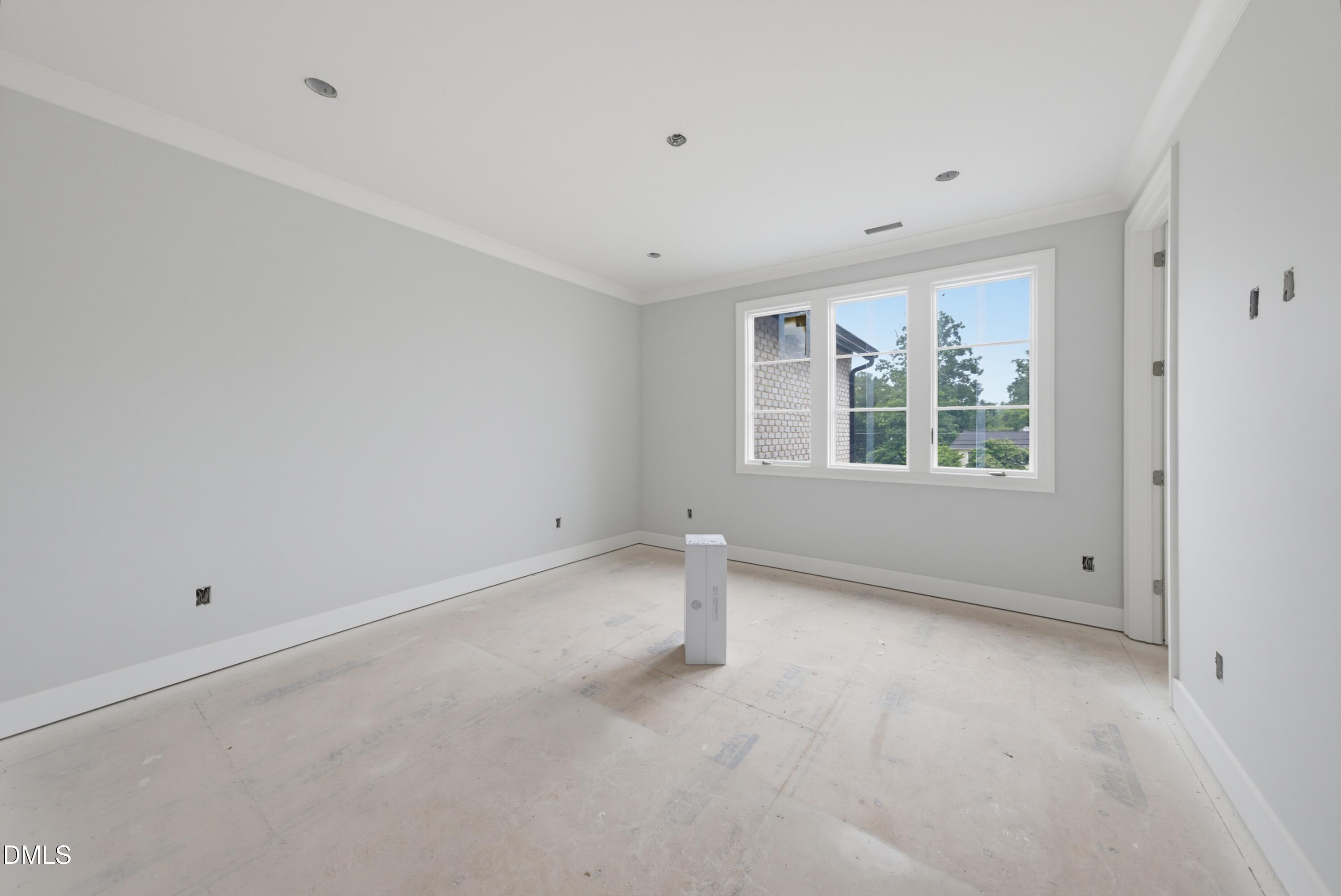1221 Gunnison Place