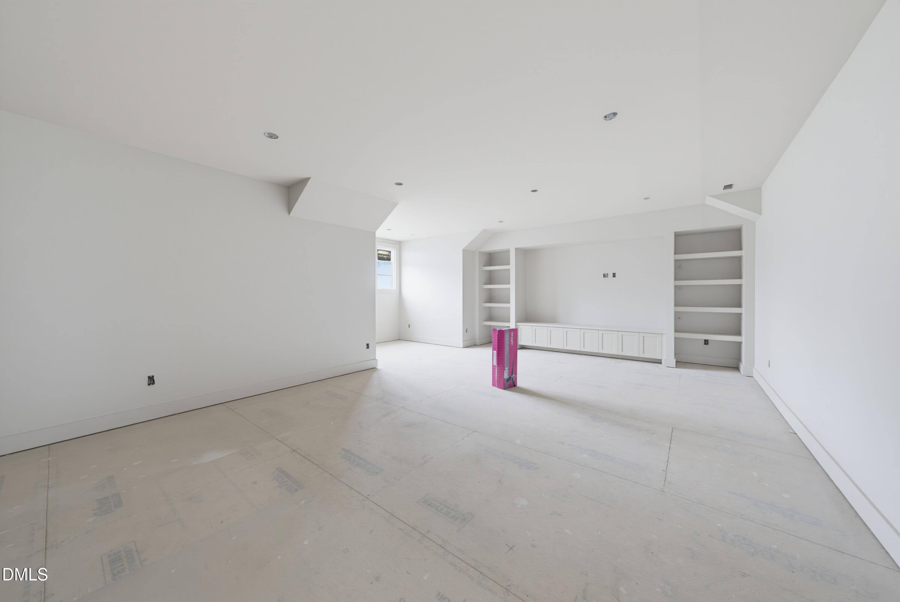 1221 Gunnison Place