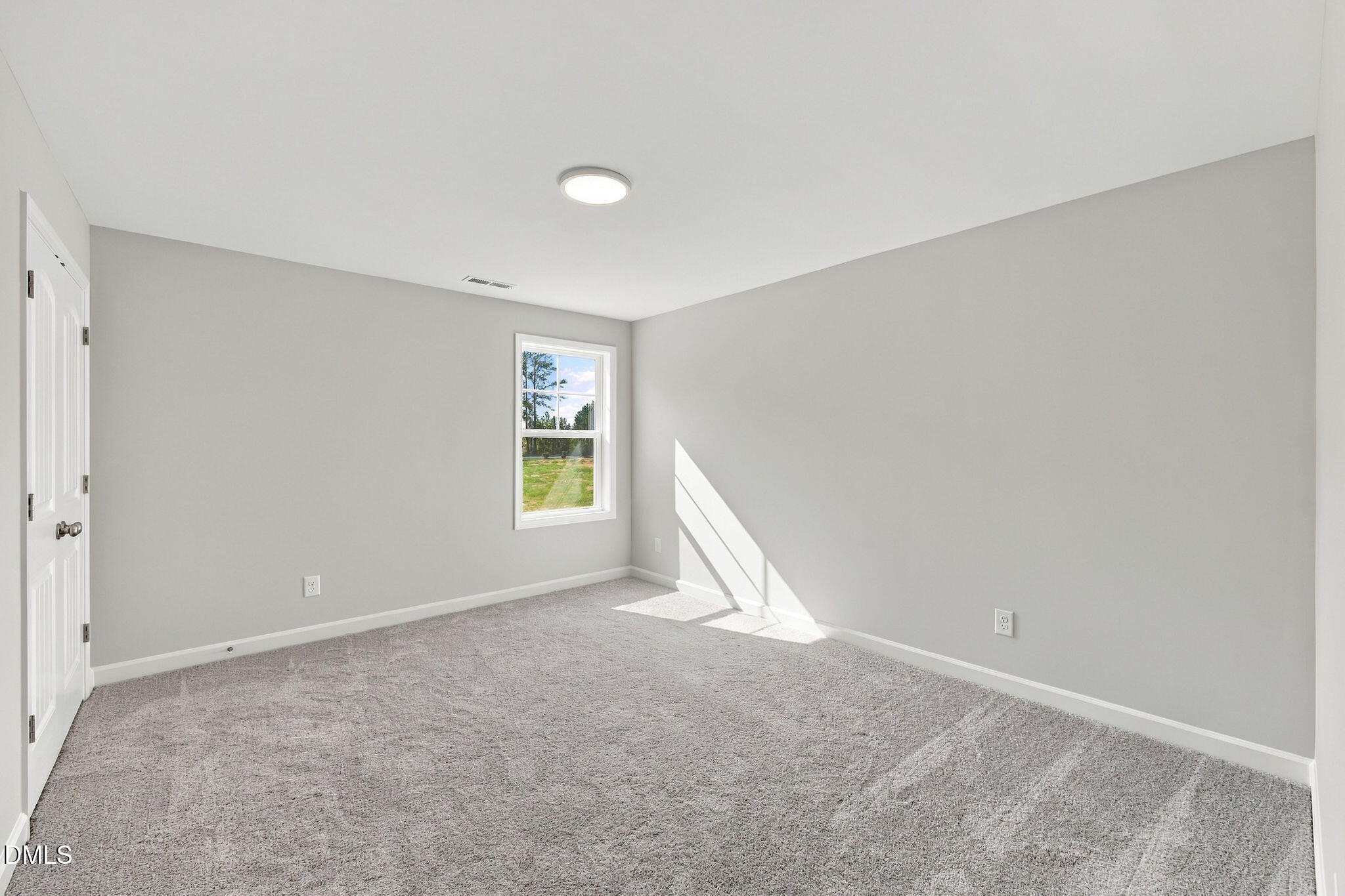10 Diamond Creek Drive