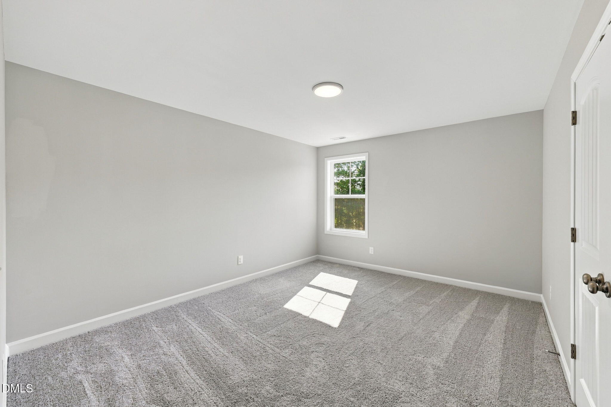 10 Diamond Creek Drive