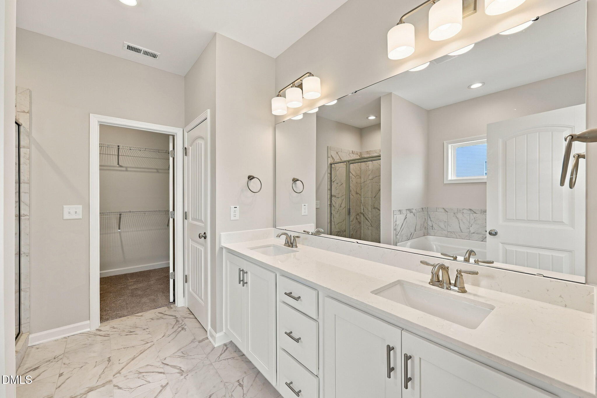 10 Diamond Creek Drive