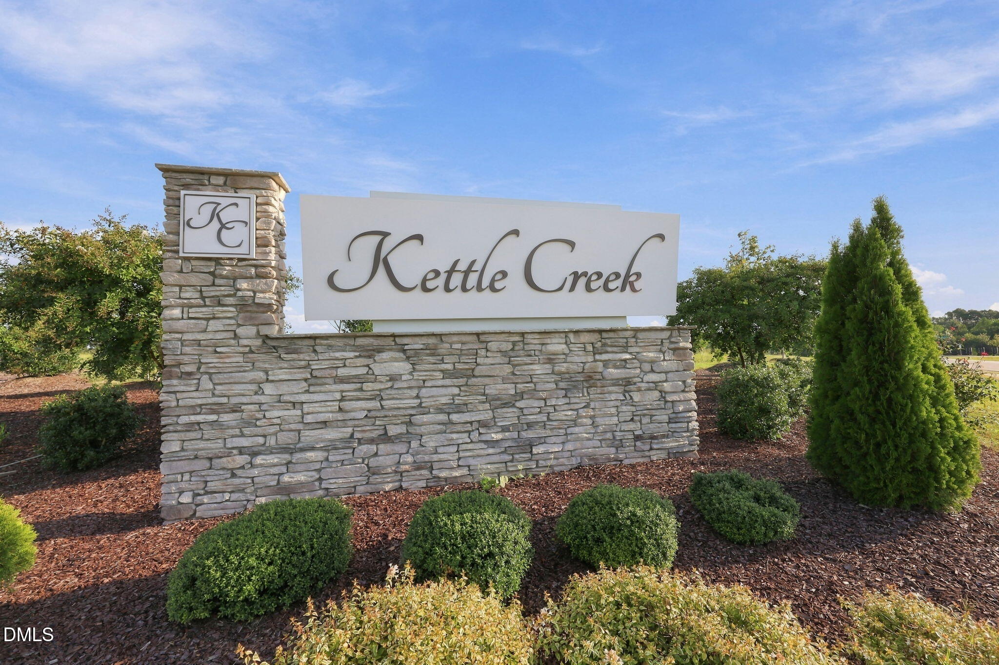 10 Diamond Creek Drive