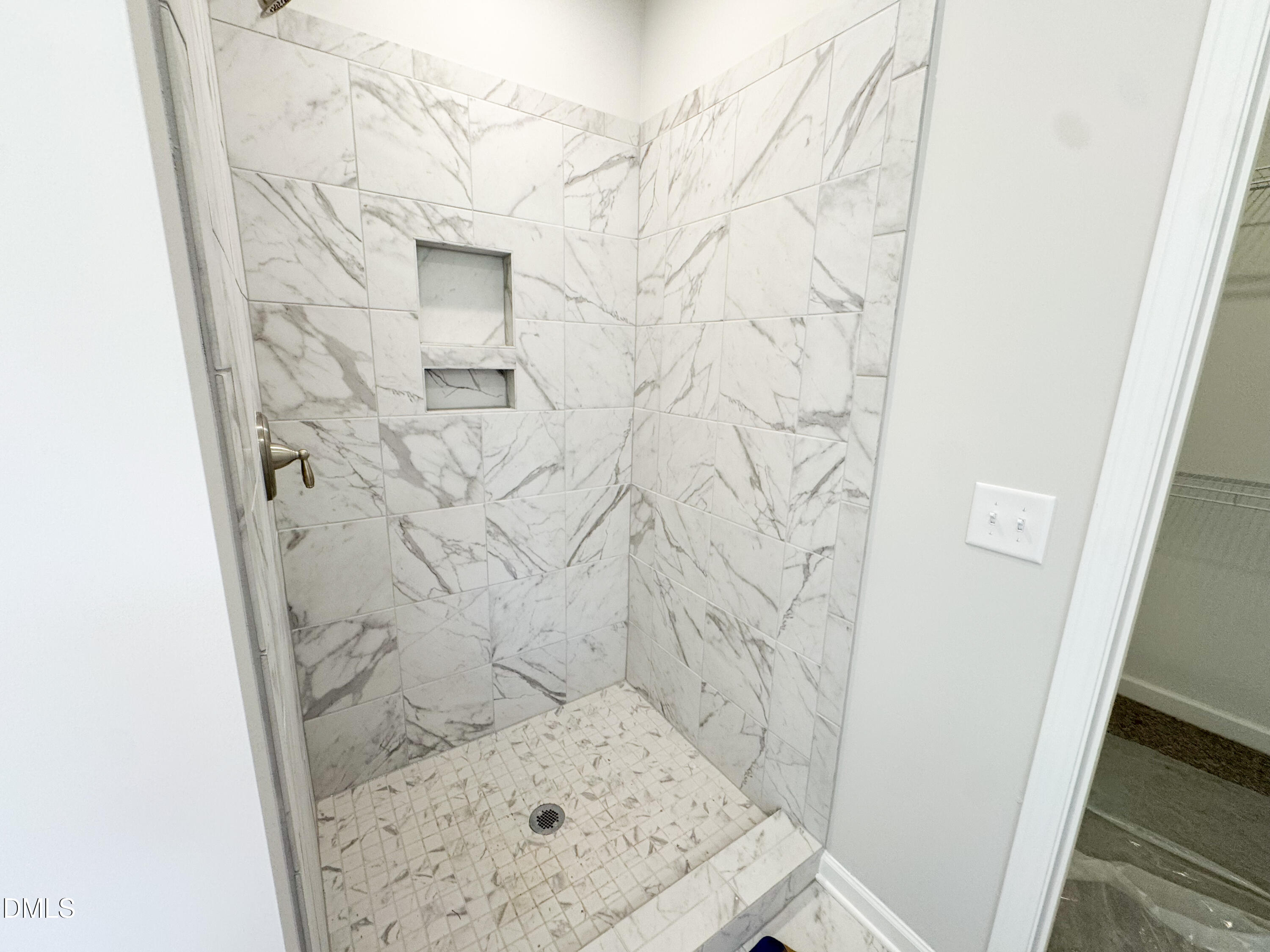 10 Diamond Creek Drive