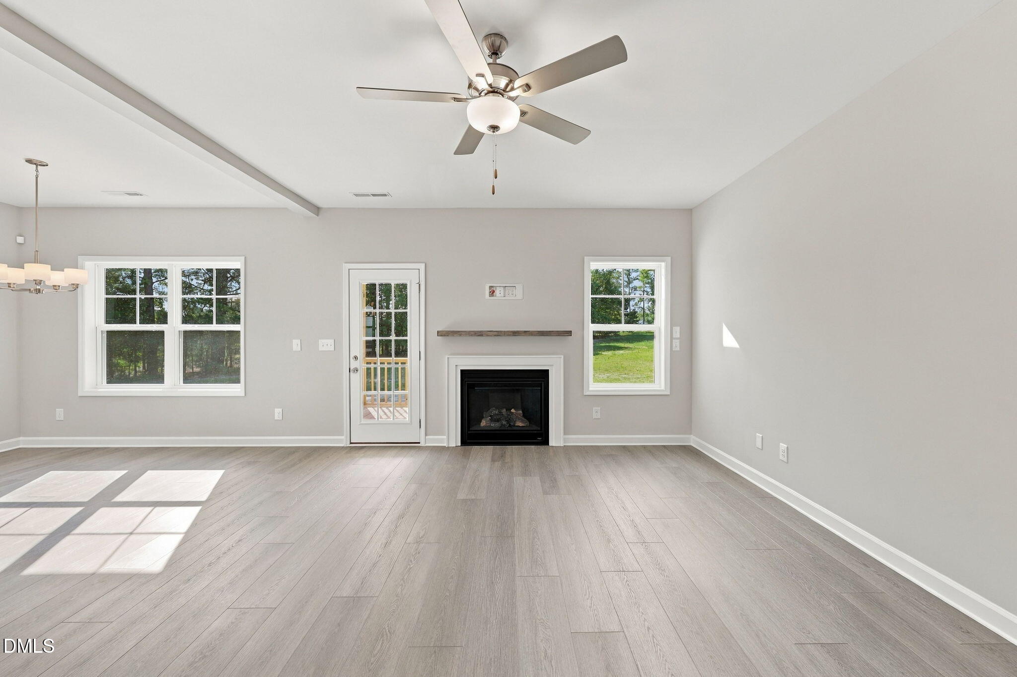 10 Diamond Creek Drive