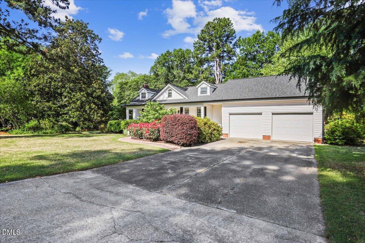 219 N Hollybrook Road