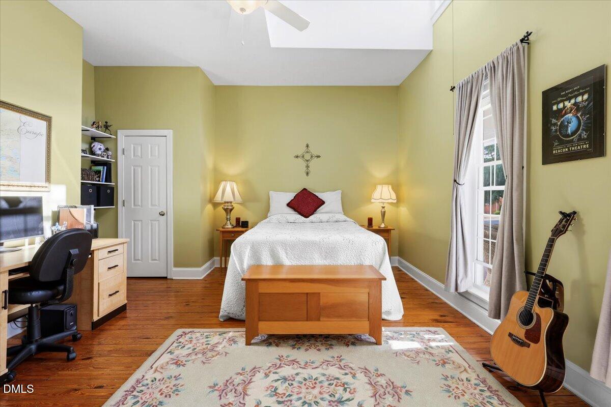 219 N Hollybrook Road