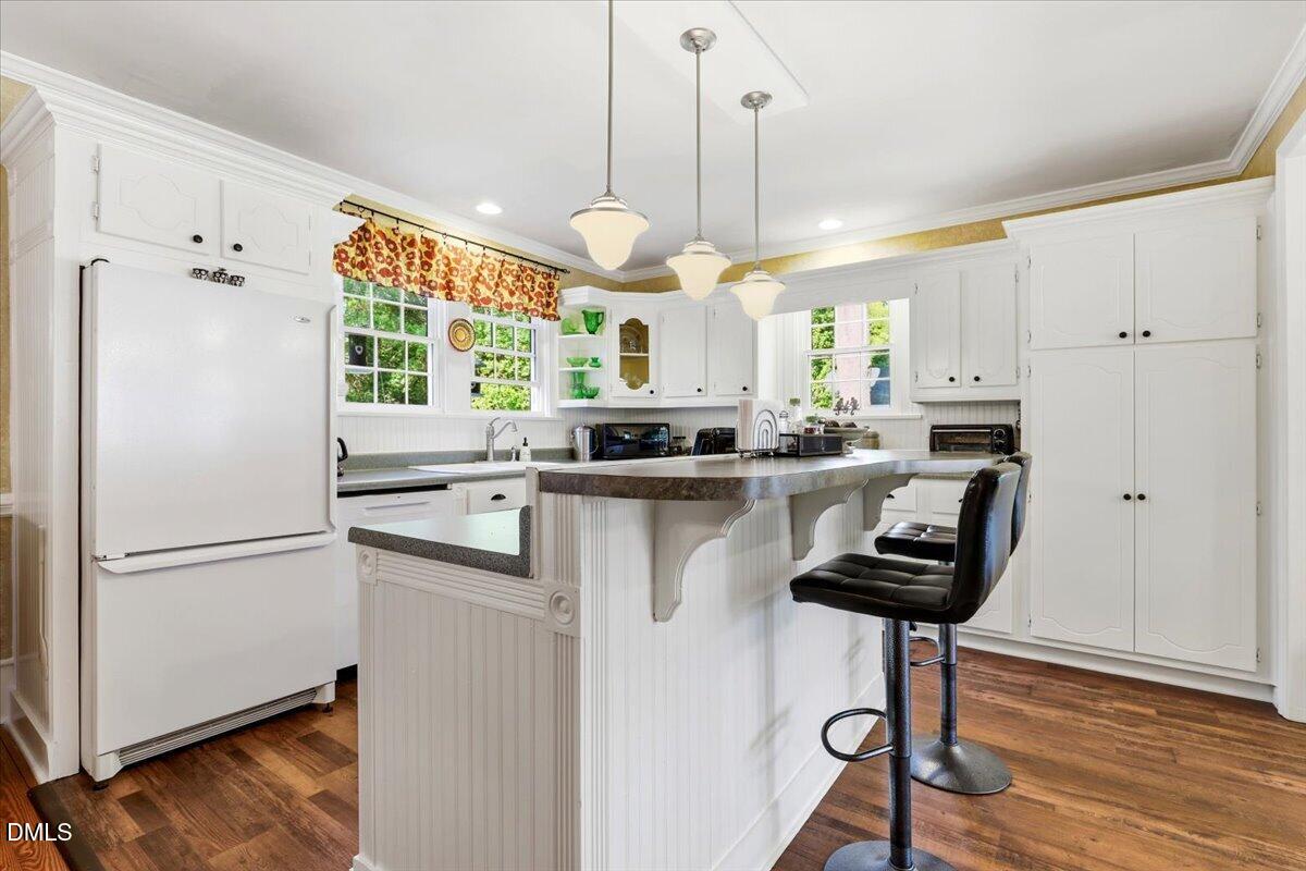 219 N Hollybrook Road