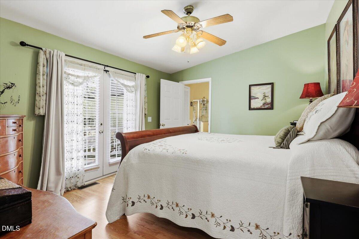 219 N Hollybrook Road