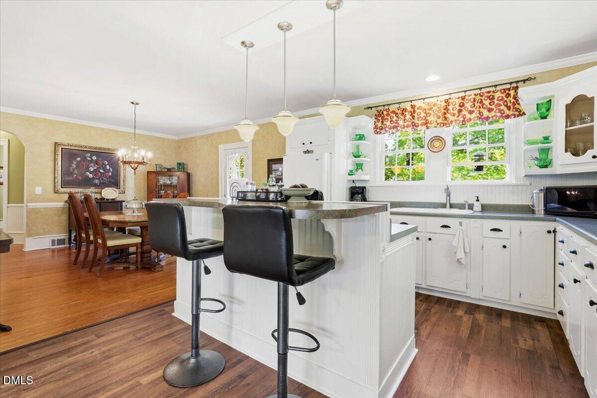 219 N Hollybrook Road