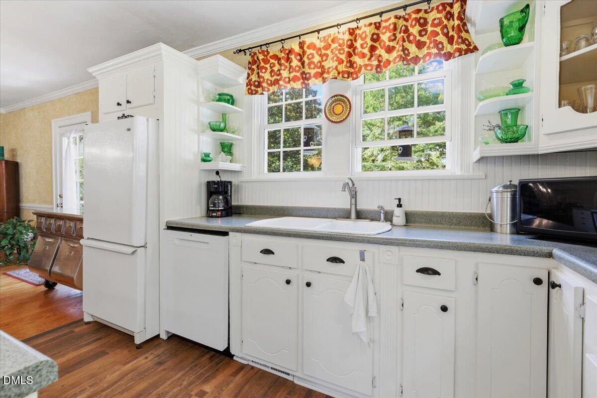 219 N Hollybrook Road