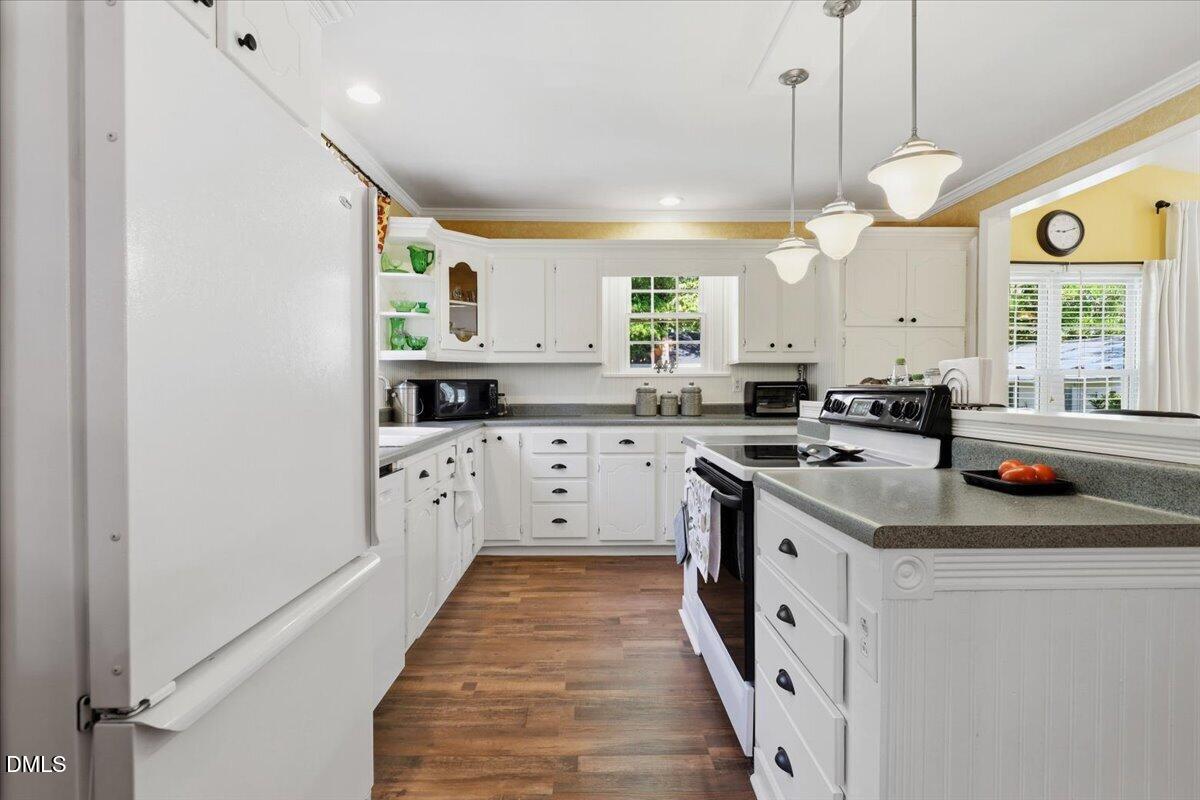 219 N Hollybrook Road