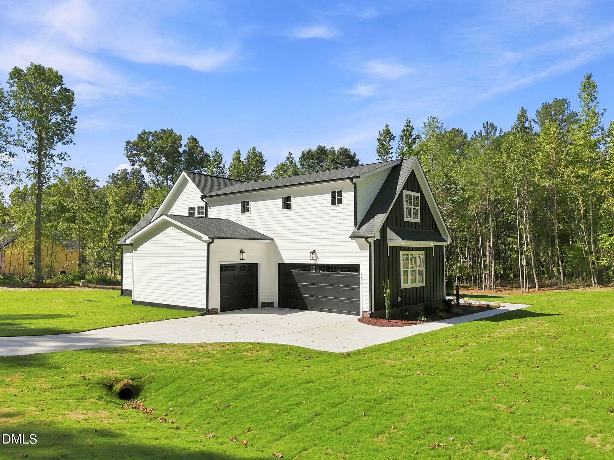 5317 Asher Woods