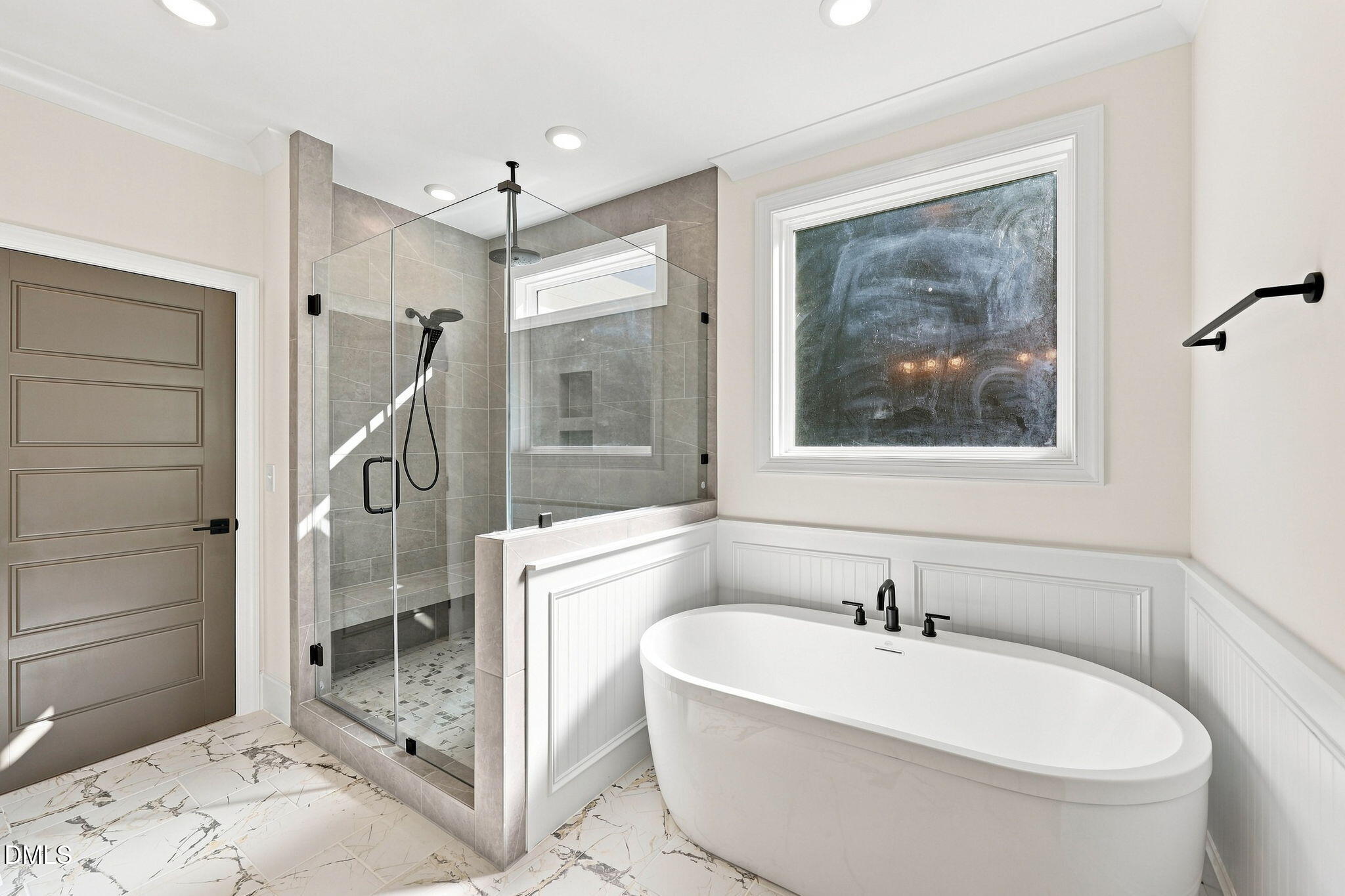 5317 Asher Woods