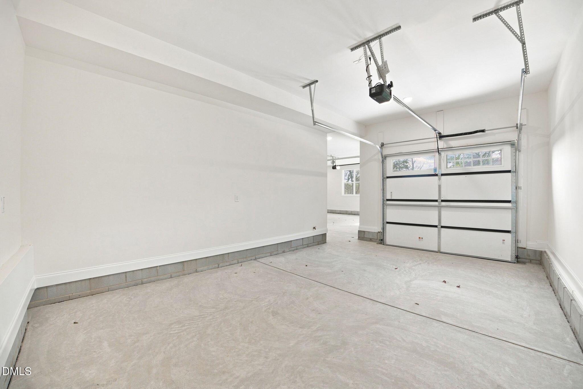 5317 Asher Woods