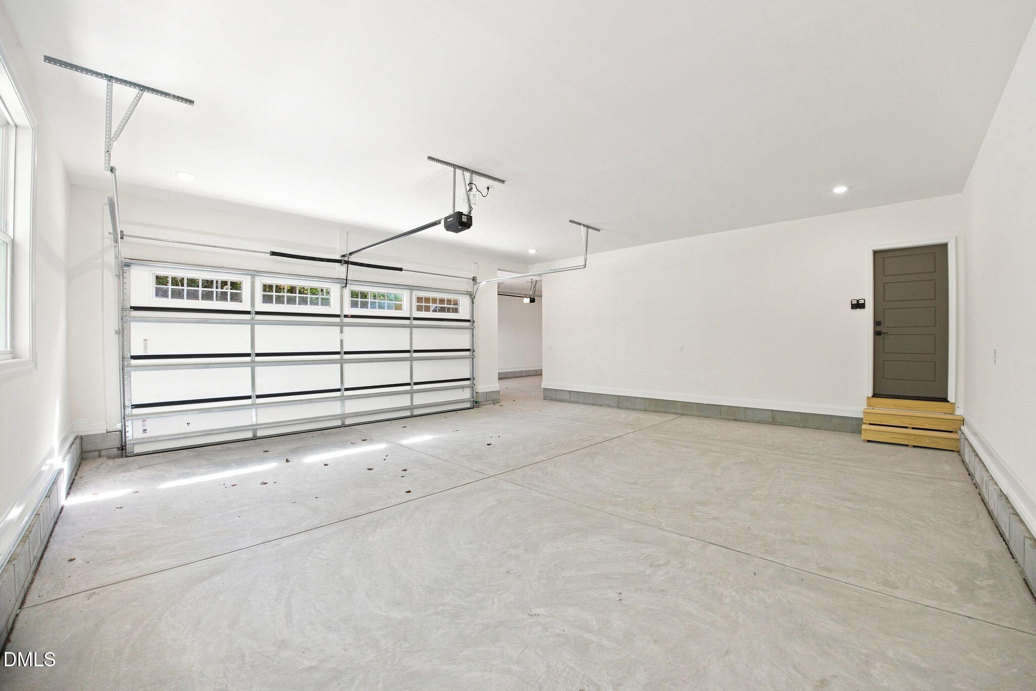5317 Asher Woods