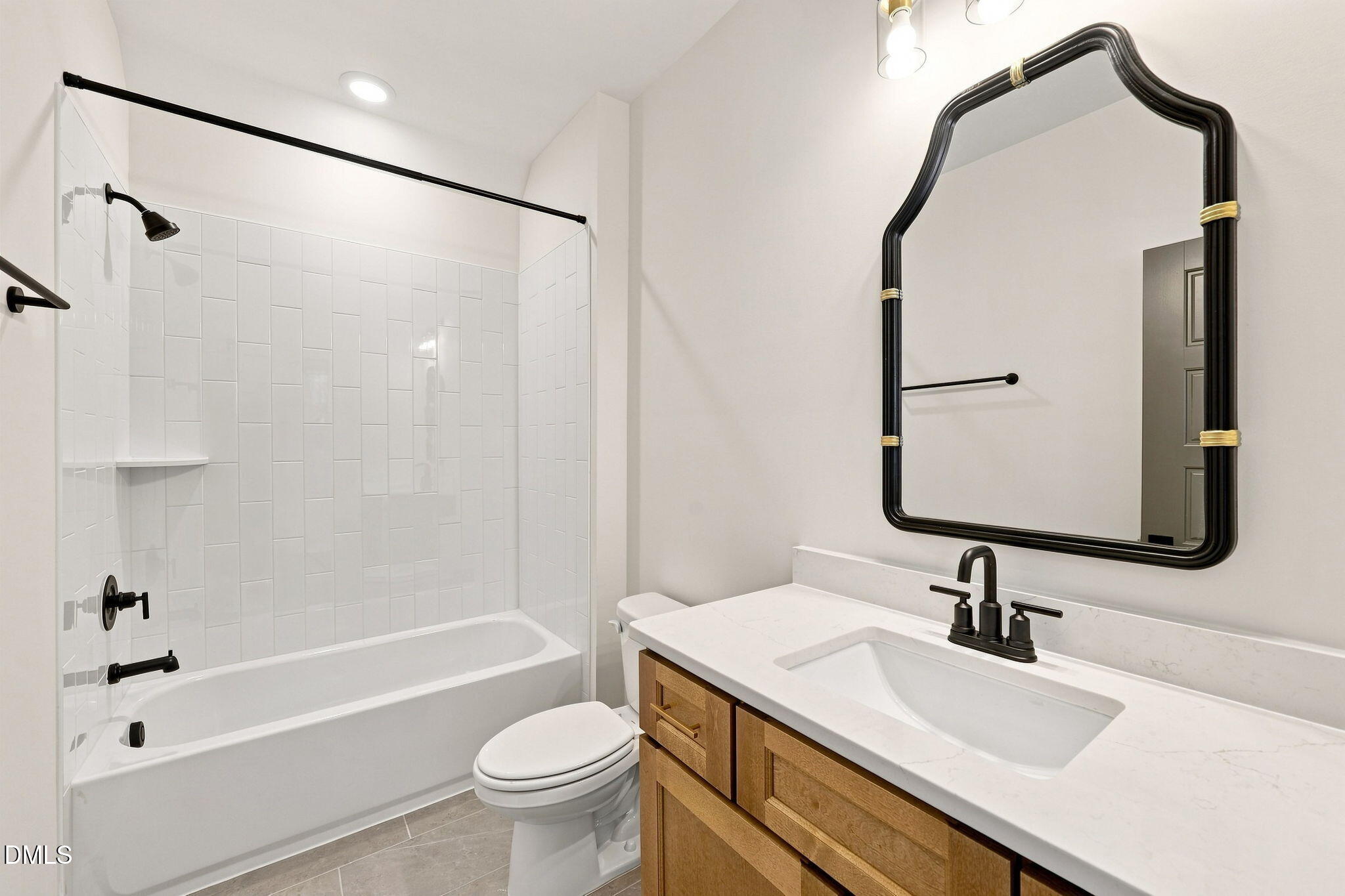 5317 Asher Woods