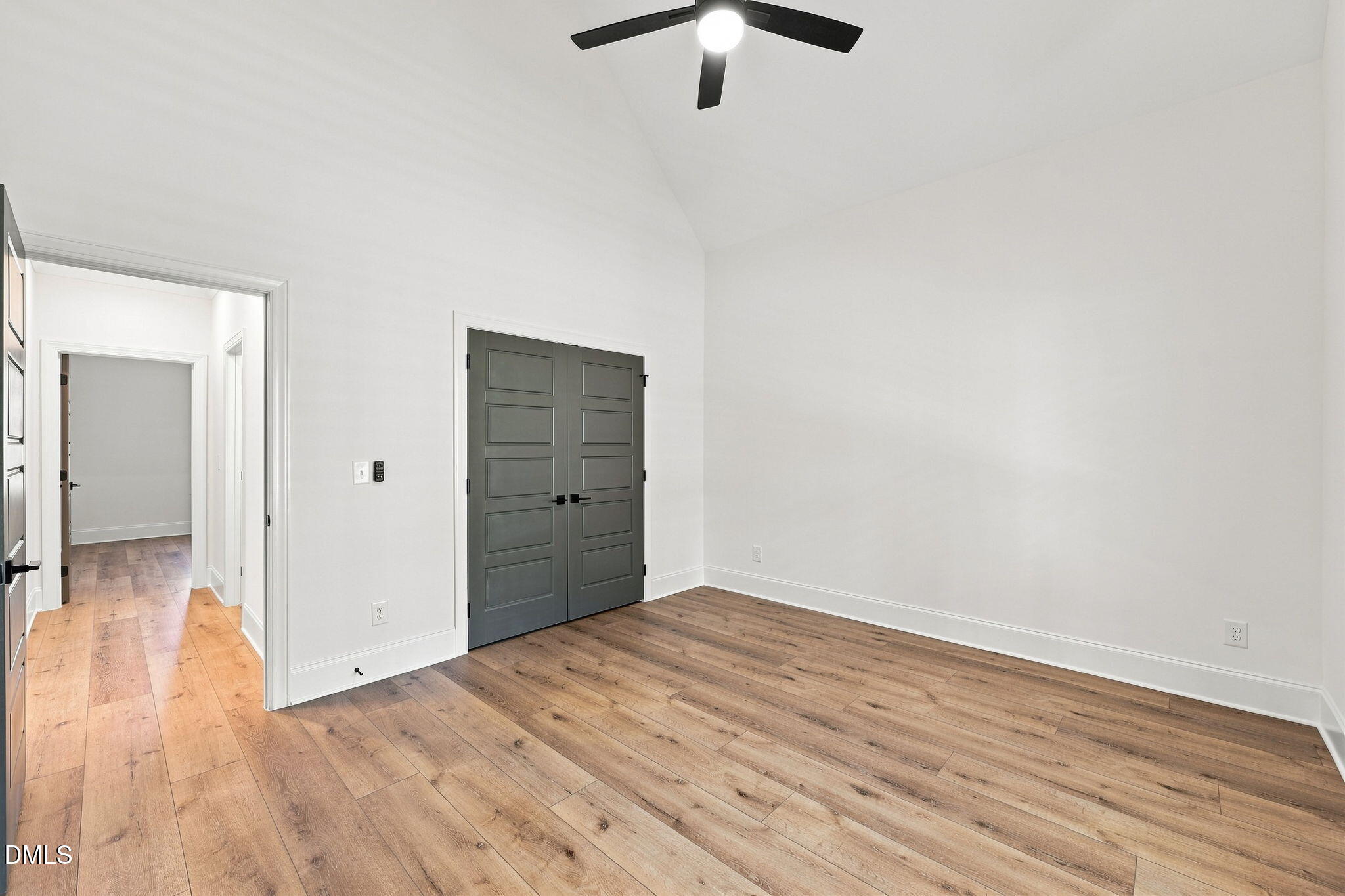 5317 Asher Woods