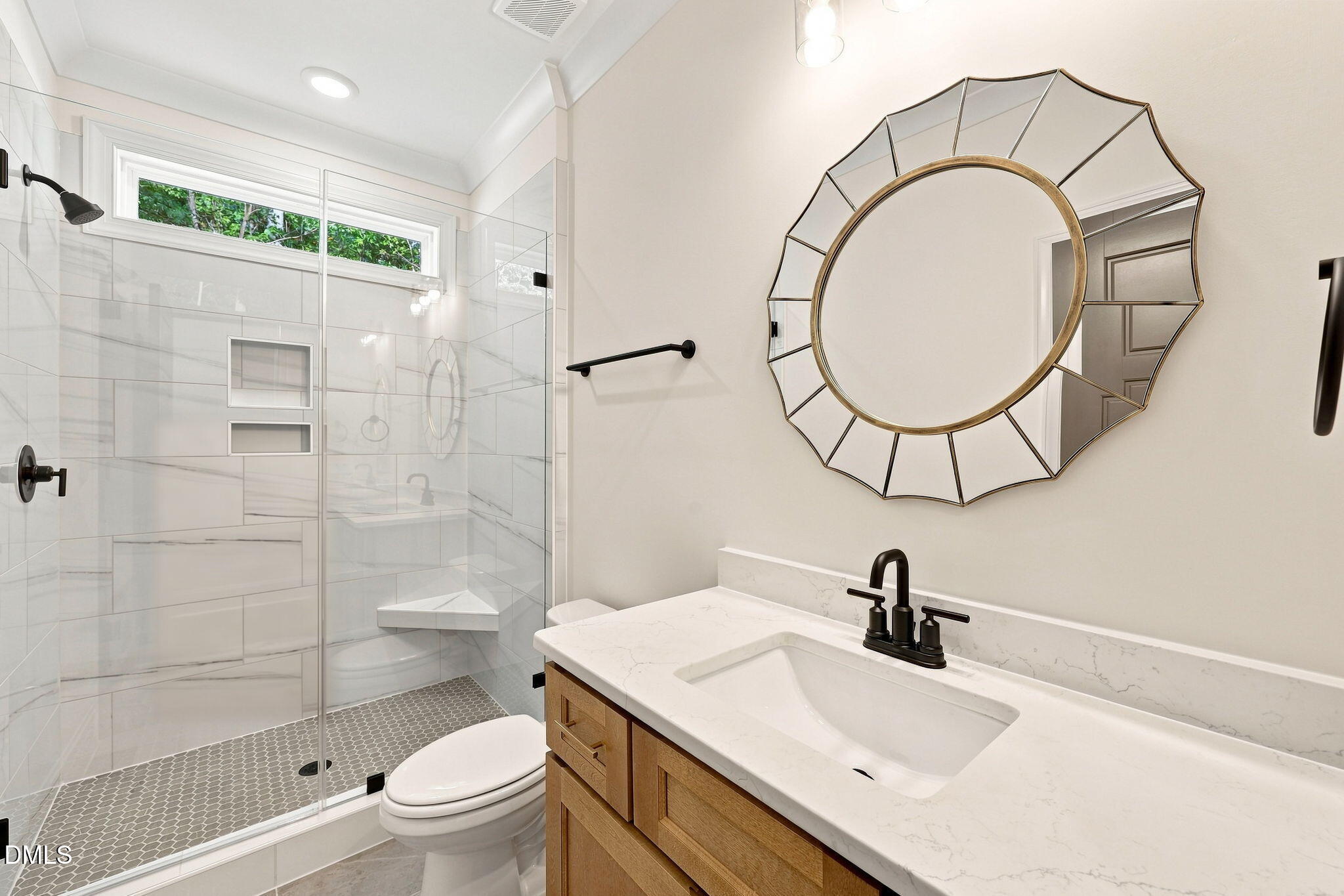 5317 Asher Woods