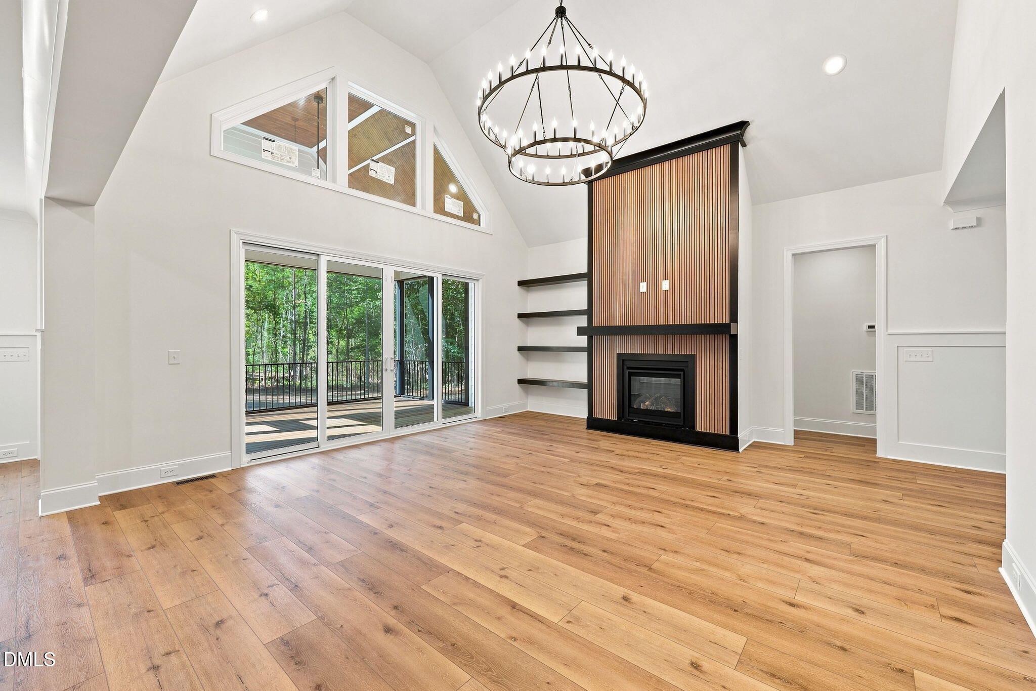 5317 Asher Woods