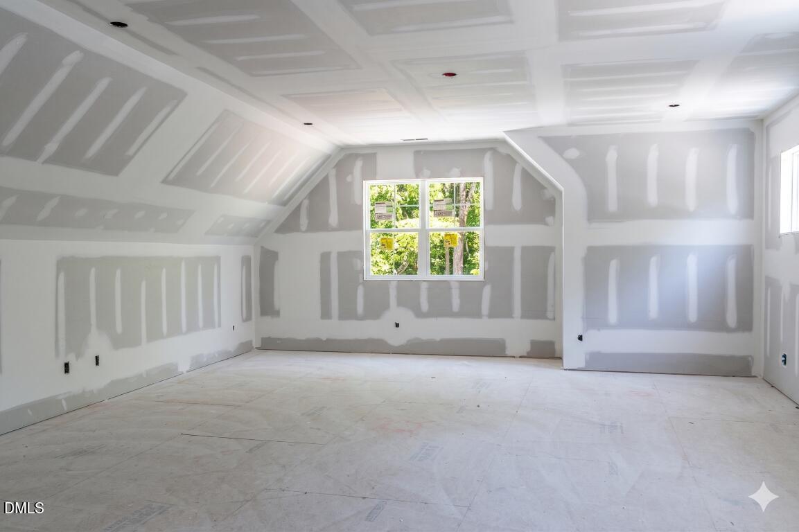 5317 Asher Woods