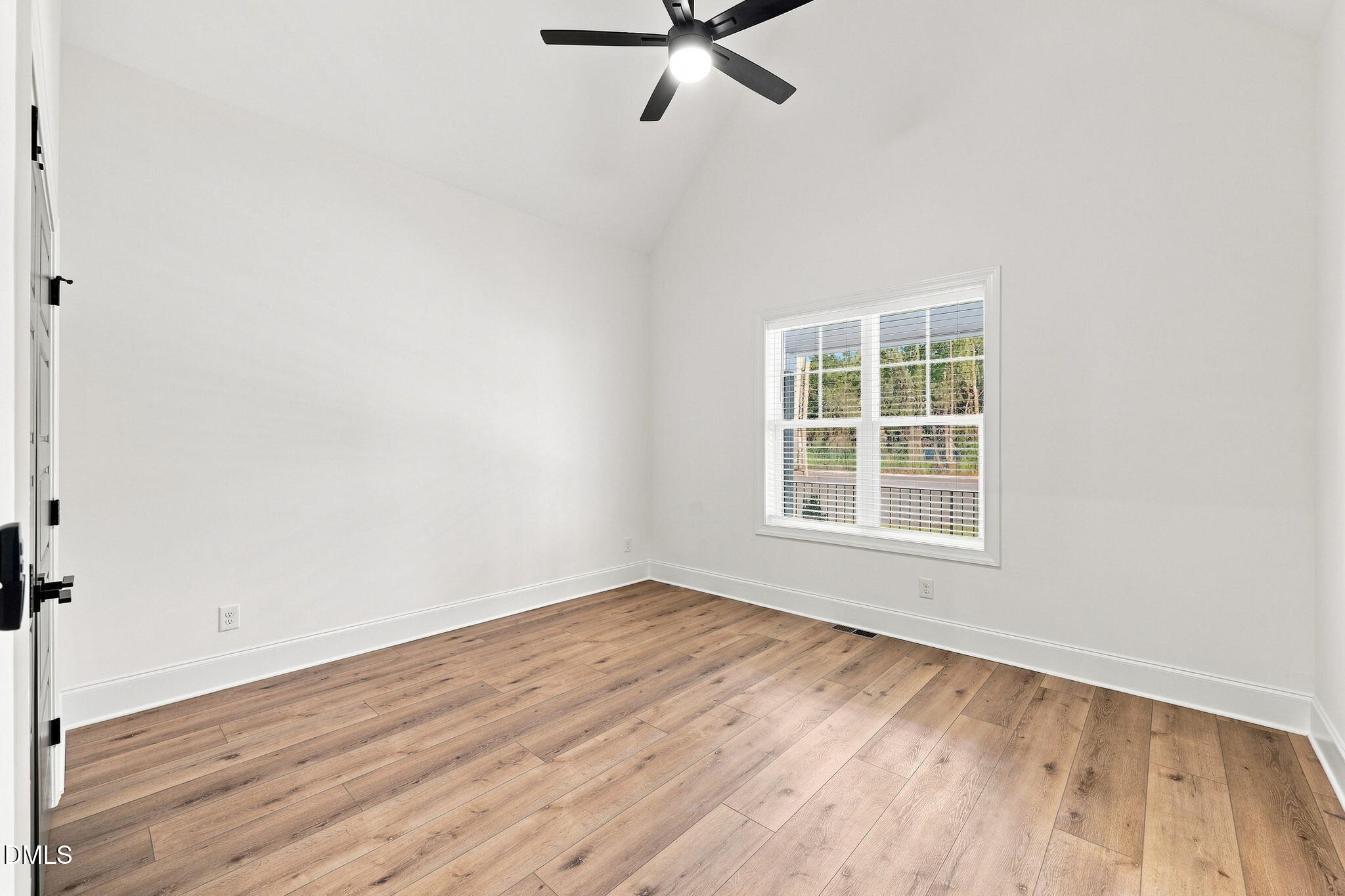 5317 Asher Woods