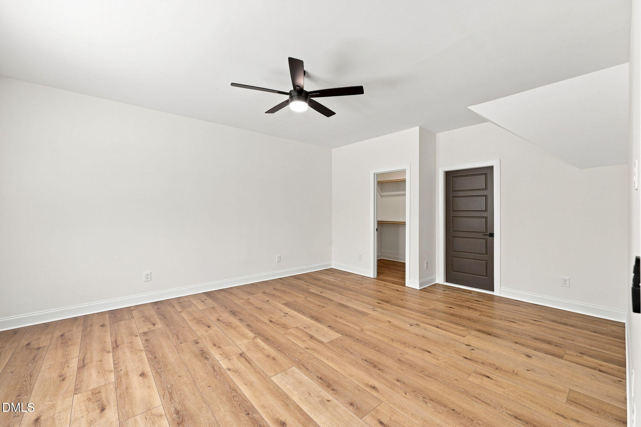 5317 Asher Woods